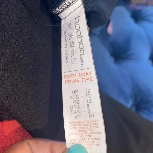 Boohoo  lace top cap sleeves jumpsuit Sz 8 - Picture 12 of 14